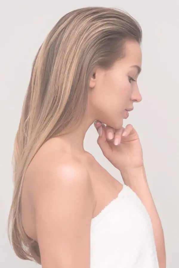 Raluca Leașcu Tratament cosmetic femei Brașov