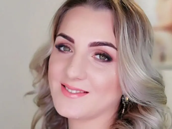 Raluca Leașcu Machiaj de seara Brasov Machiaj sedinta foto Brasov